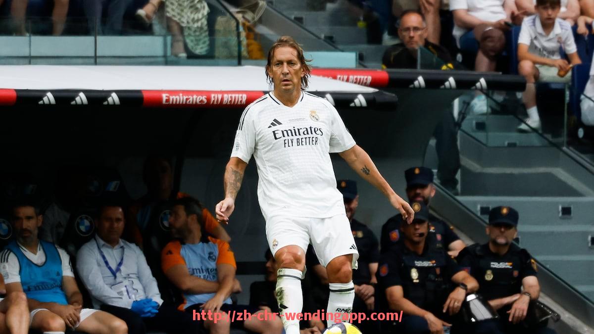 问鼎娱乐官网-CBA竞彩足球推荐直播：CBA竞彩赛事的推荐与直播平台